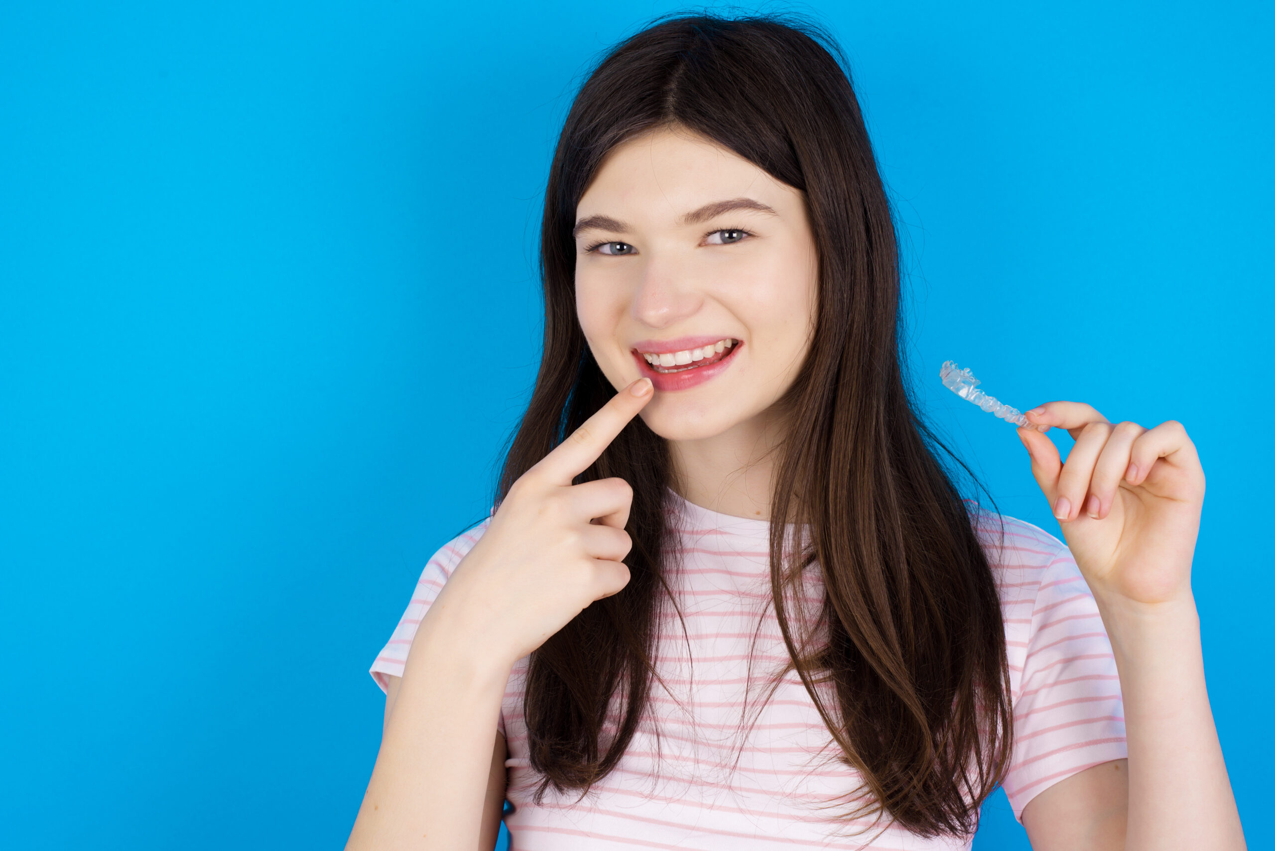 wearing-invisalign-during-the-school-day-rochester-mn